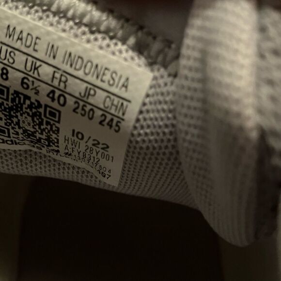 Adidas Grey Womens Sneakers Size 8 - Picture 6 of 6